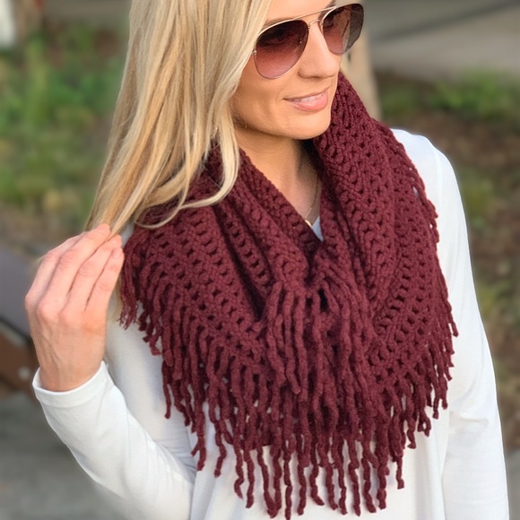 AUTUMN AIR INFINITY SCARF-BURGUNDY - Picture 4 of 6
